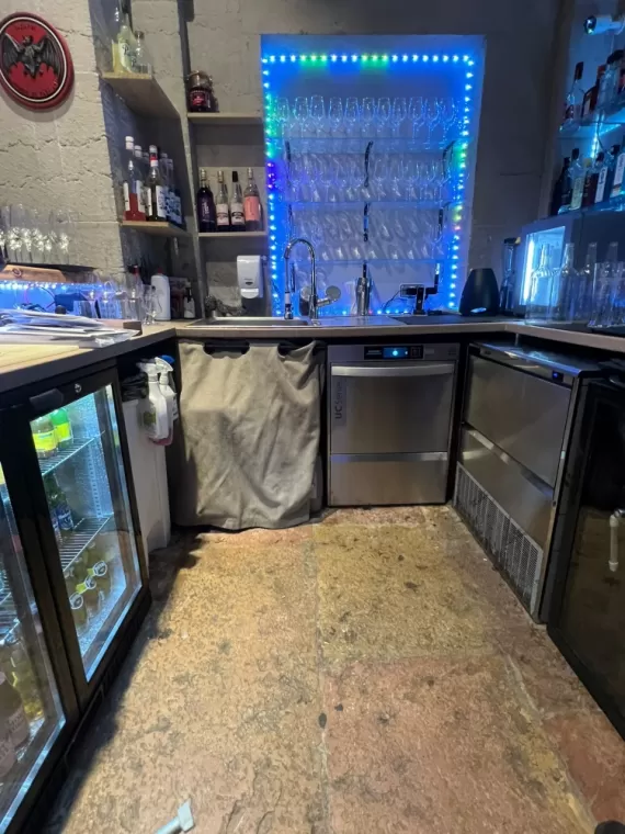Installation d'un lave-verres Winterhalter, Brignais, LYON FROID CUISINES