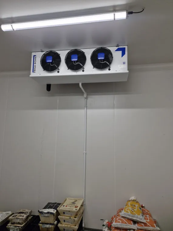 Installation chambres froides à Lyon , Chaponost, LYON FROID CUISINES